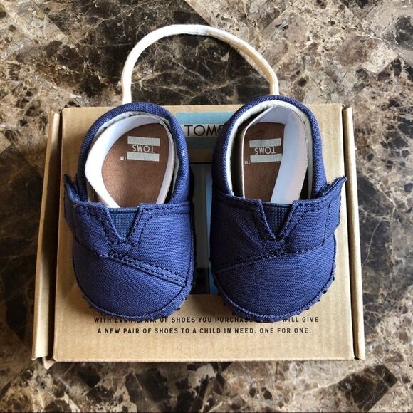 Tiny Toms: Crib Alpargata Navy Canvas Flats - Picture 5 of 8